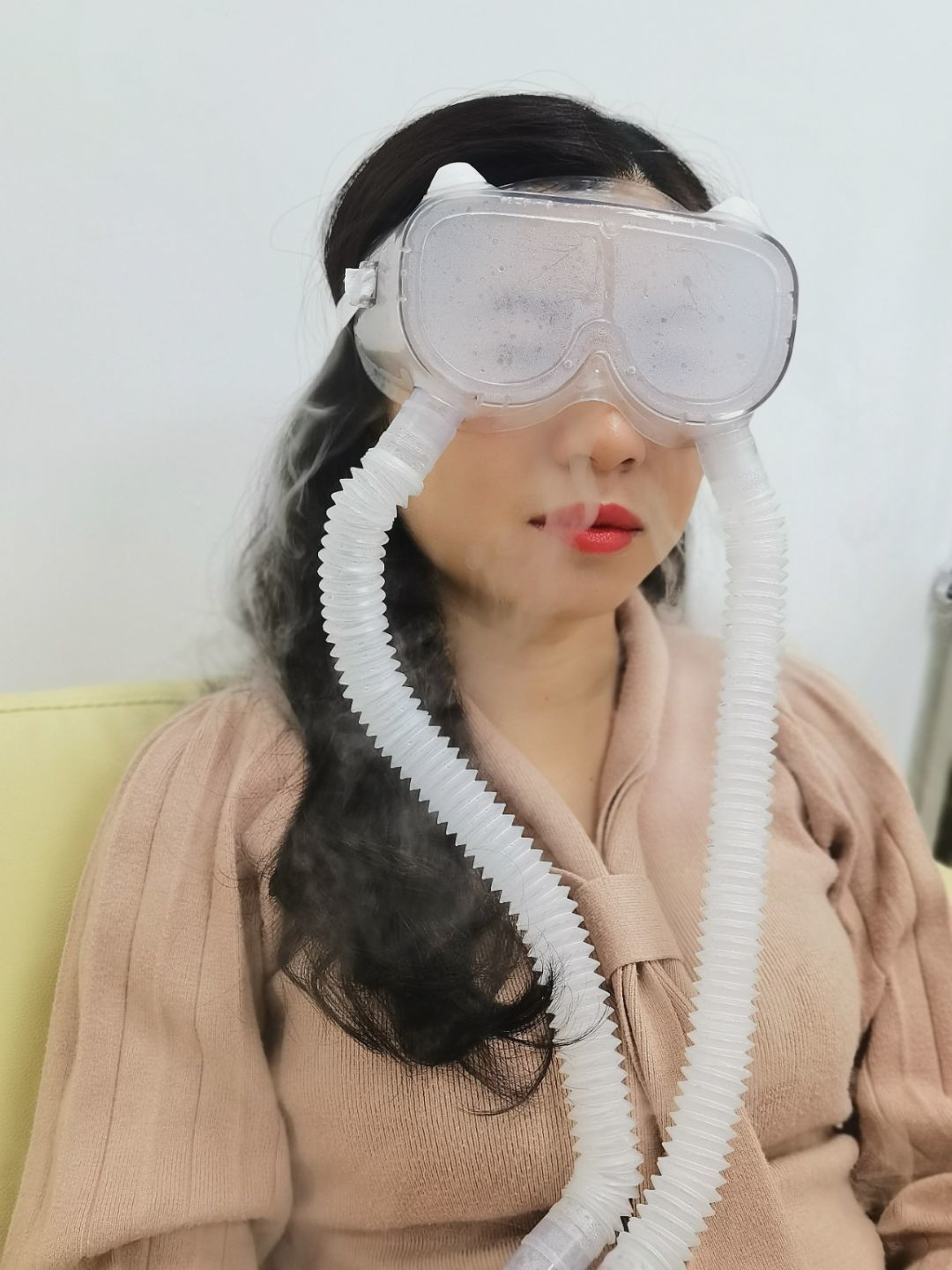 眼睛干澀、疲倦、刺痛……注意了！“干眼癥”可能找上你了！