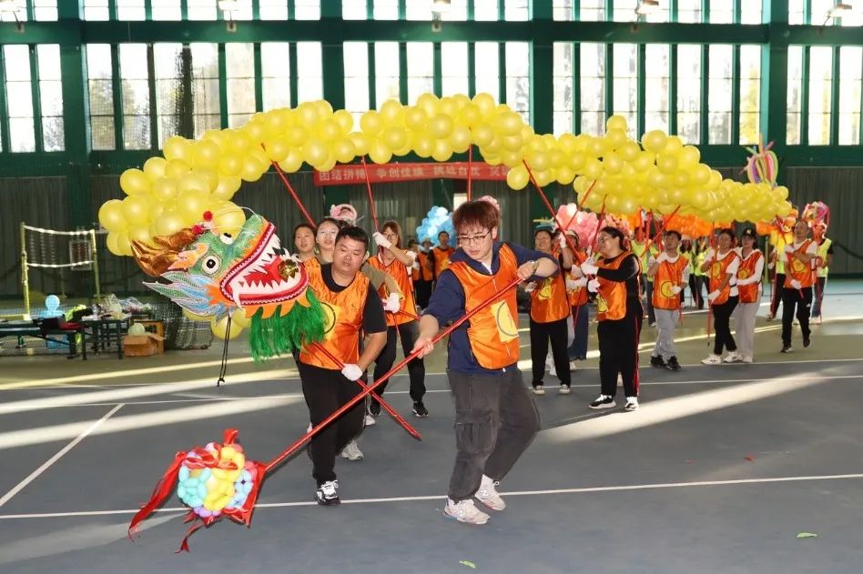 “同心同行，聚力共贏”安利醫(yī)院員工拓展訓練!